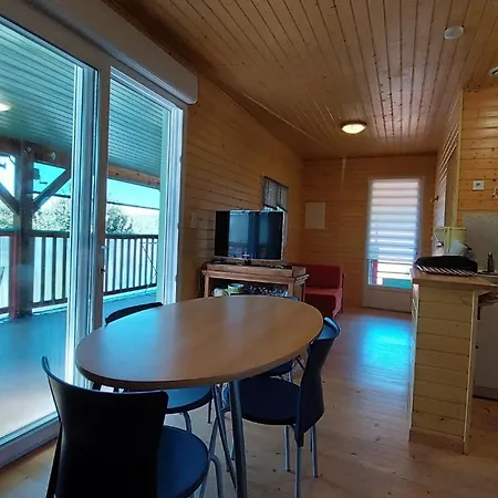 Appartamento Maison En Bois 4 Personnes Sur Lac, Cantal Lacapelle-Viescamp